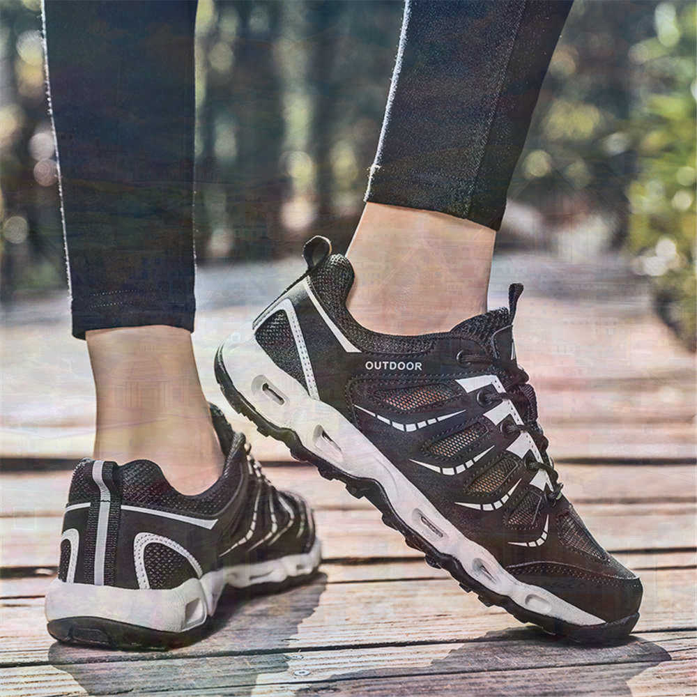 Sumer Round Tip Silver Sneaker - Luxury Lifestyle Homes 评论和价格
